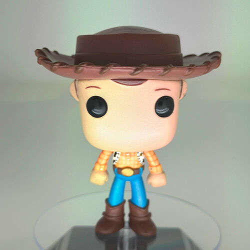 CAJA DAADA, FALLO DE PINTURA Y PEGAMENTO FIGURA POP TOY STORY WOODY 3